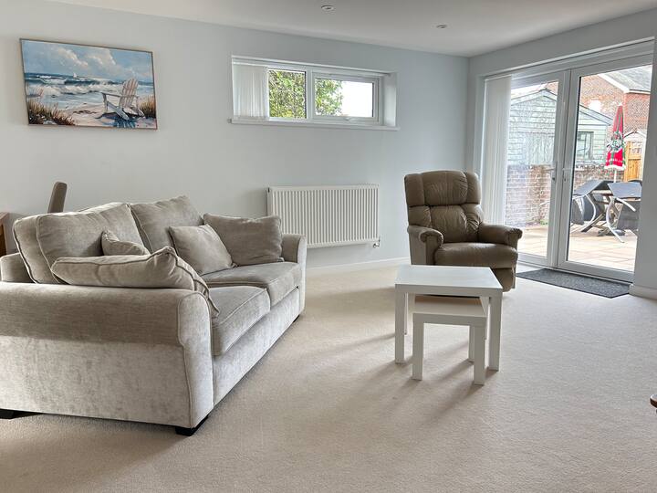 Private Garden Retreat • 2br • Modern Comfort - Havant