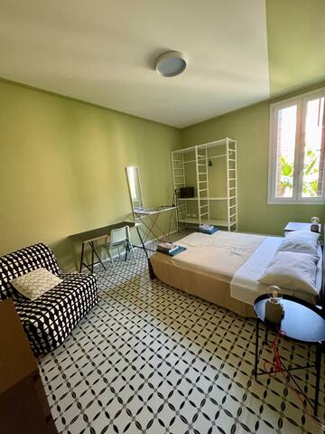 The trainaman’s apartment gallery image 5