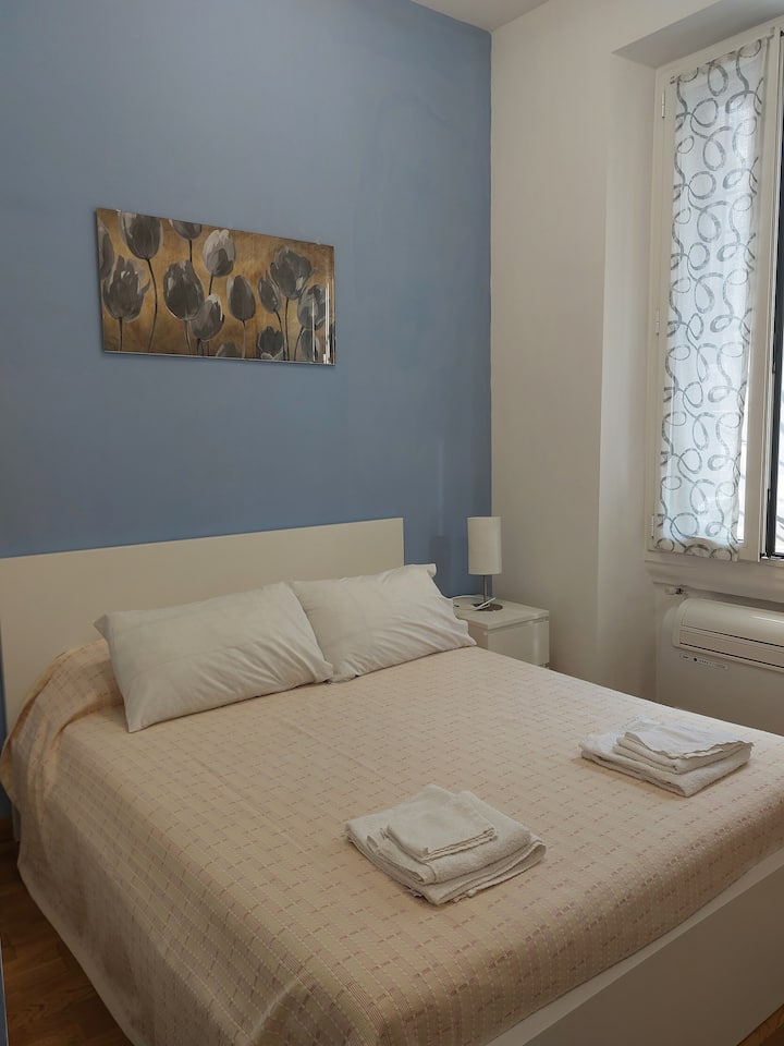 Comodo Monolocale Milano Centro - Milan