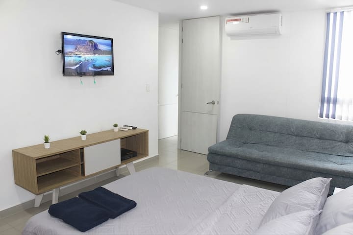 A view you'll fall in love with, prime location, A/C
