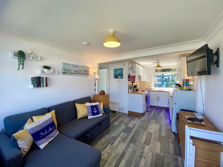 Ferry Discount Available — Chalet 65 - Isle of Wight