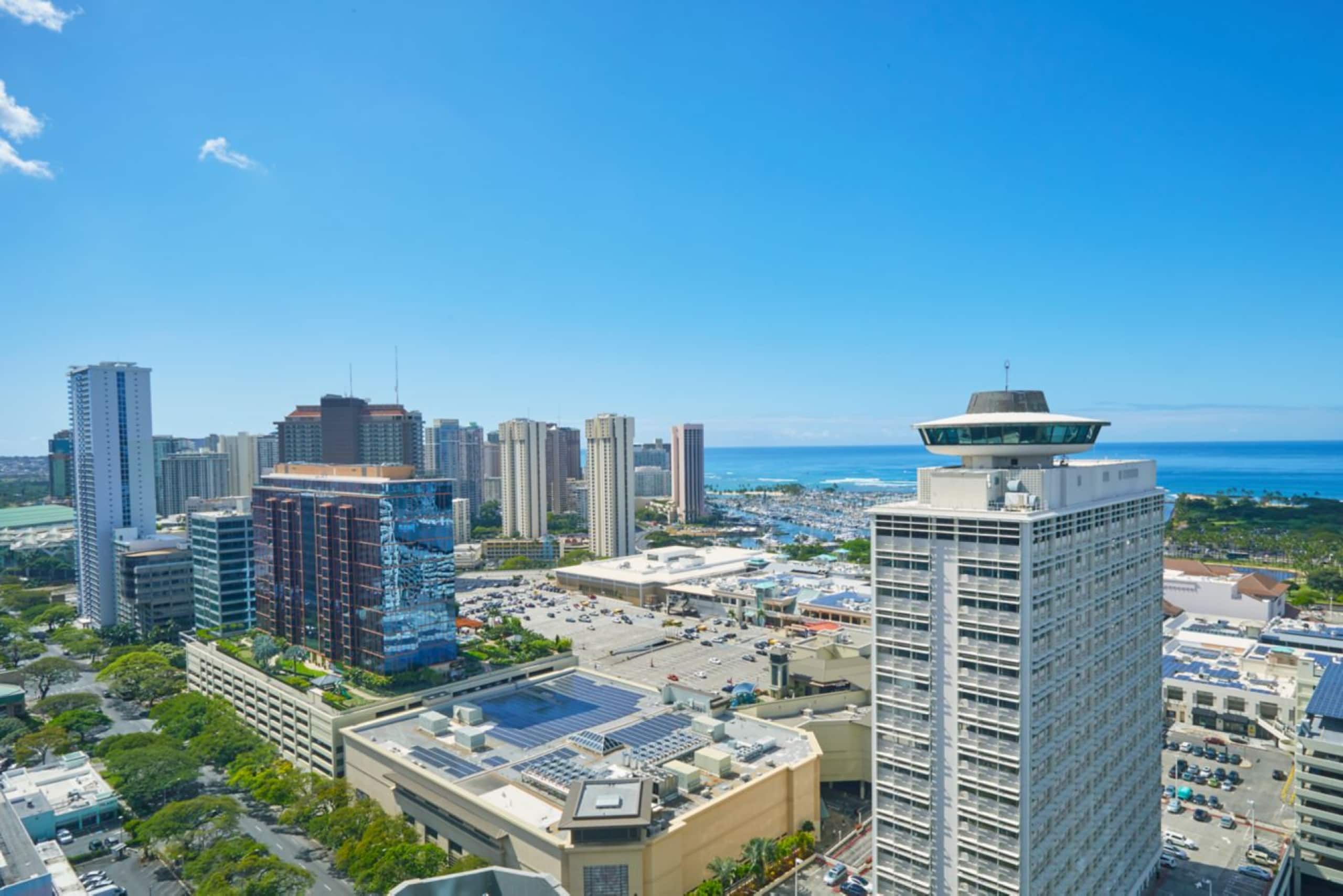 Hotel in Honolulu · ★4.79 · 1 bedroom · 2 beds · 1 private bath - Image 8