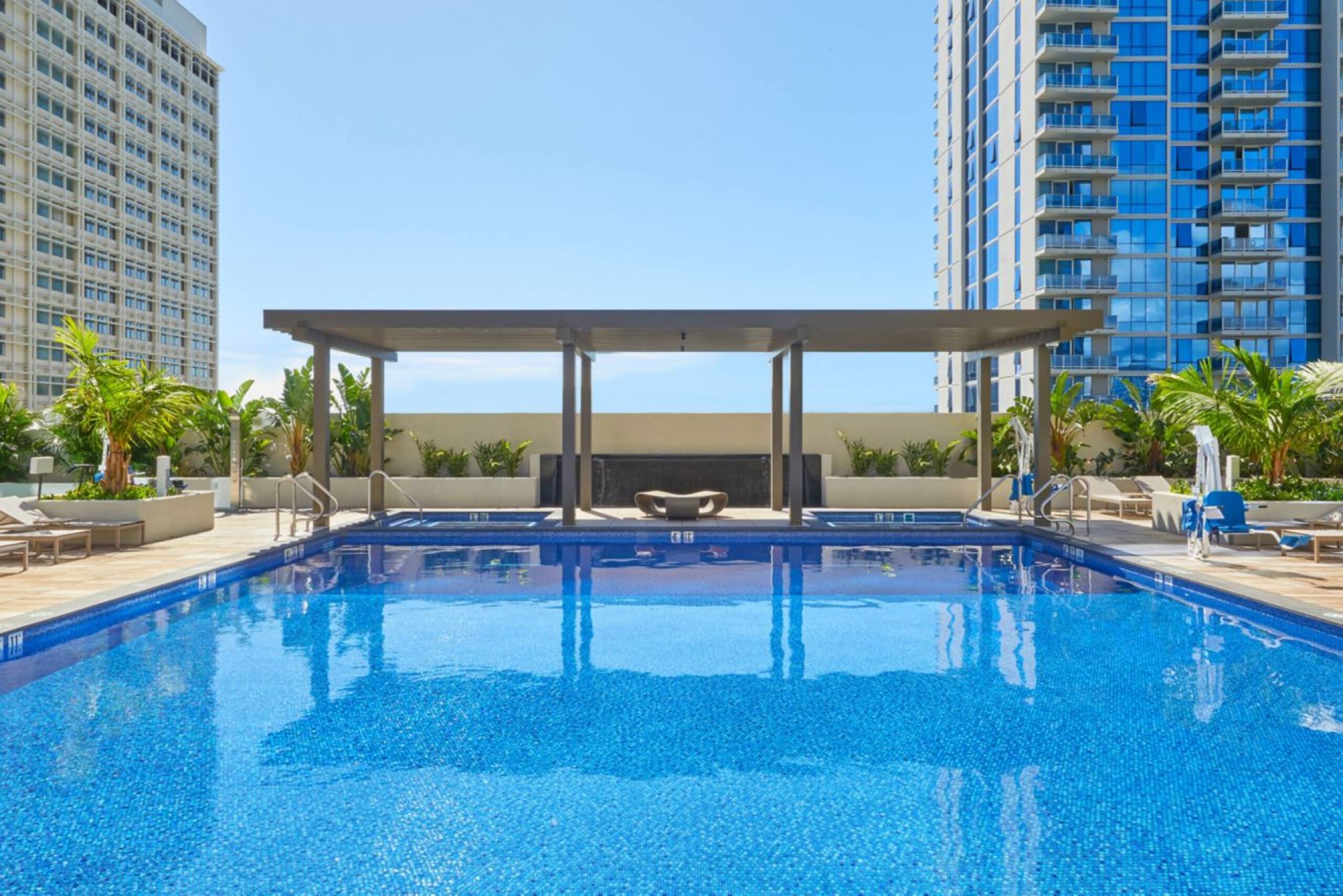 Hotel in Honolulu · ★4.79 · 1 bedroom · 2 beds · 1 private bath - Image 13