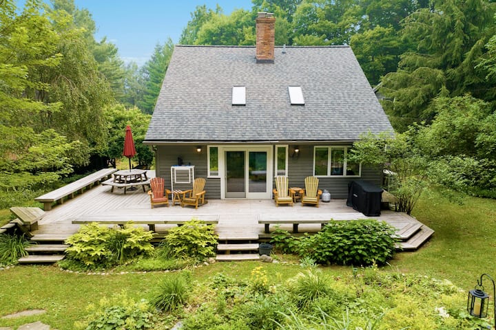 Wild Things Cottage Near Sleeping Bear Dunes - Empire