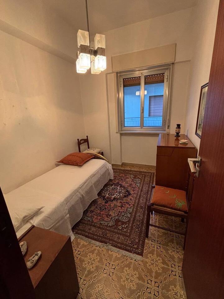 საძინებელი 2