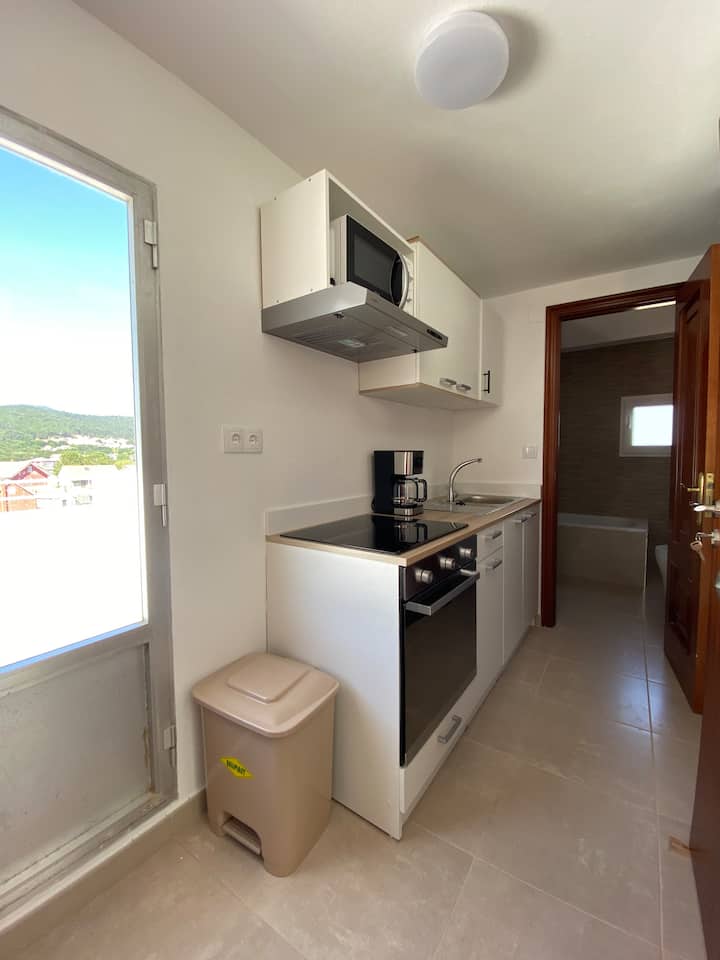 Studio Apt W/ Terrace Near Beach - Carnota