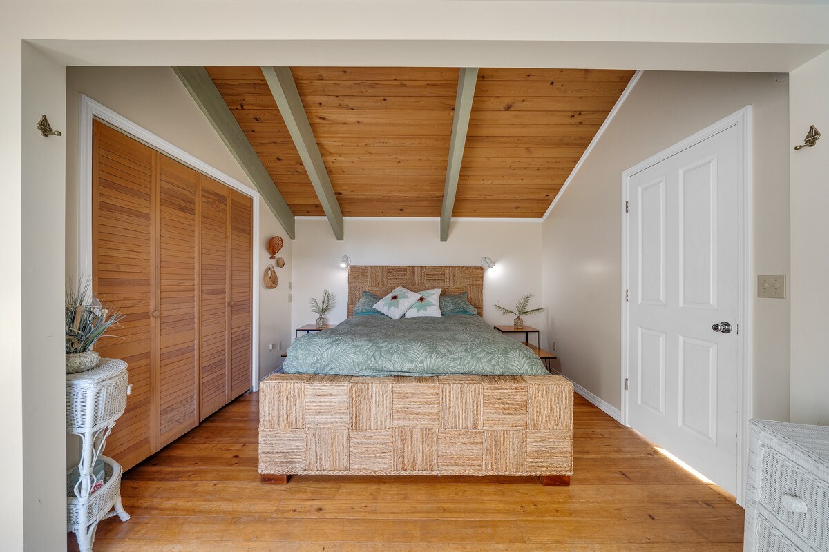 ახალი, რბილი საწოლი (152×203 სმ) 