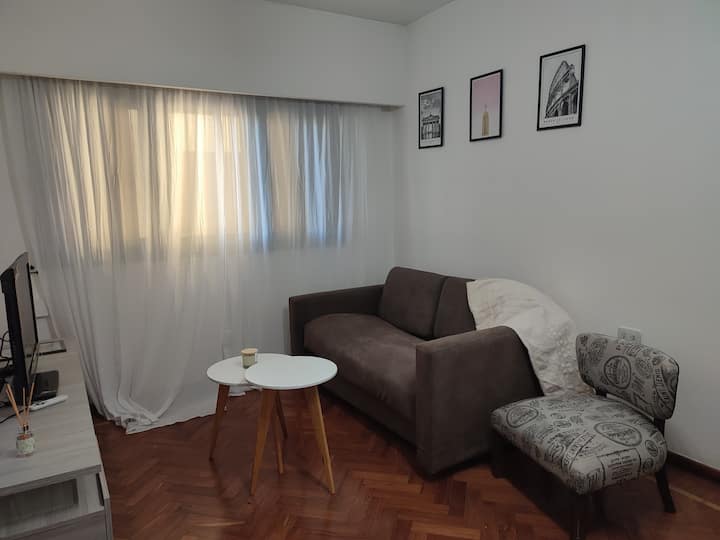 Departamento Céntrico - A Mts De Plaza 9 De Julio - Salta