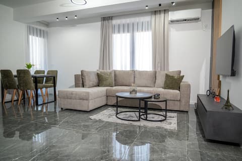 Top Airbnb: Urban Nest Apartment in Ulcinj Ulqin