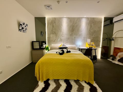 TPE Metro Business District Exquisite Double Room (10 minutes to Taipei Station, Zhongshan Metro Sta