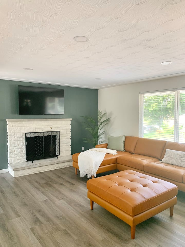 Raised Deck|covered Patio|games|spacious - Denver, CO