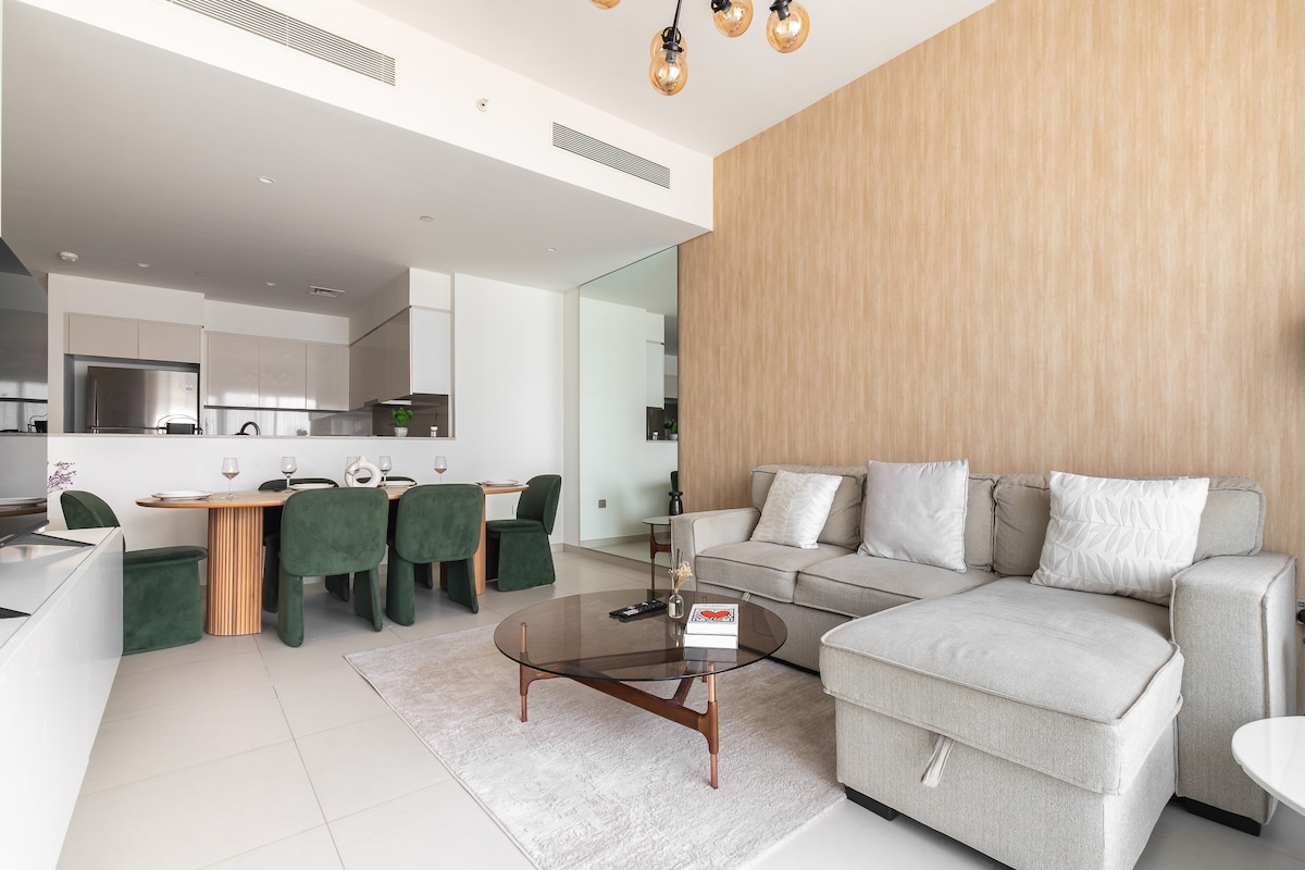 3 Bedroom Furnished Apartment with Burj Khalifa View | Burj Royale 5