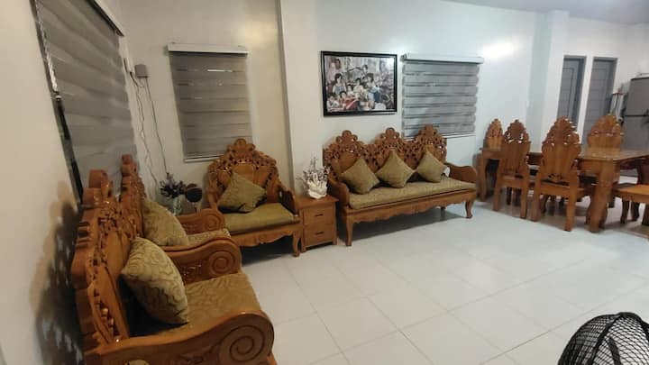 House Of Mira Near 100 Islands - Alaminos