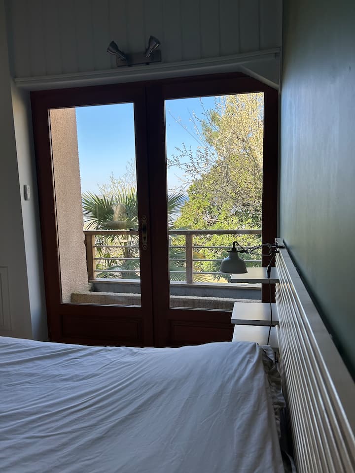 Dhomë gjumi 2