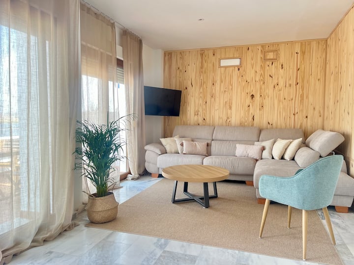 Casa Renovada Con La Mejor Vista - Monte Gordo
