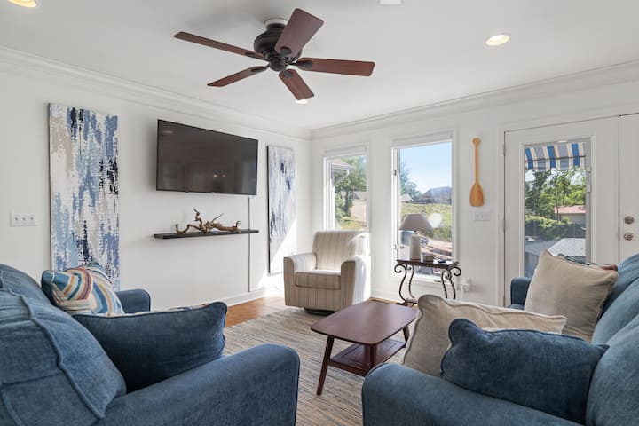 Large Boathouse Retreat 2 Kings, 8 Miles From Rtj - Florence, AL