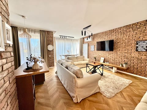 Successful Airbnb property: Cozy 2BR • Near Centar • Free Parking • Balcony in Манастирски Ливади
