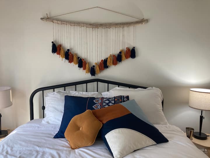 საძინებელი 1