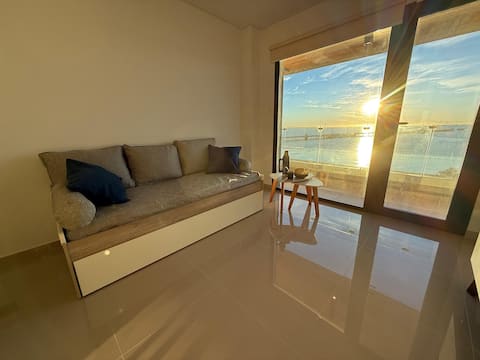 Top Airbnb: Despertar Frente Al Mar apartment facing the sea en Departamento Biedma