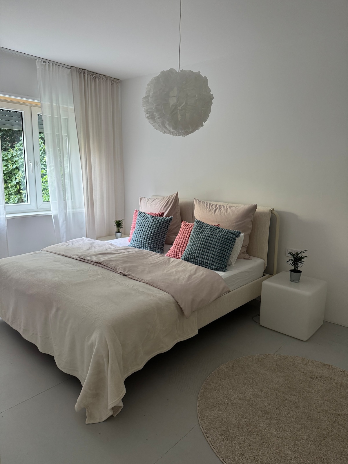 Cozy and bright apartment in Stuttgart-West.