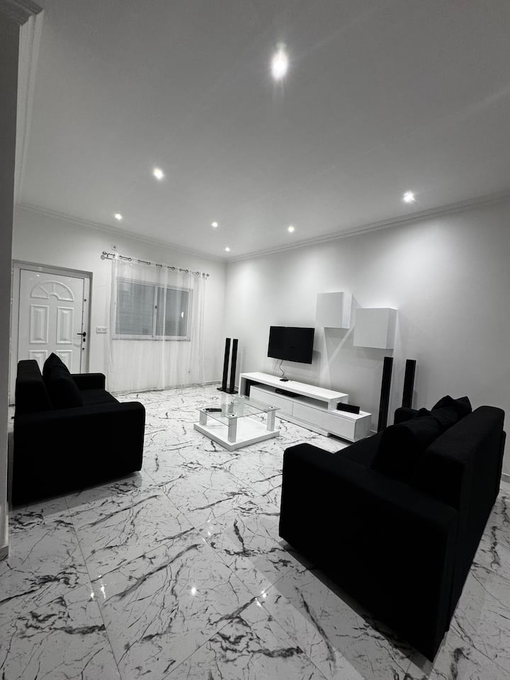 Spacious House 4 Bedroom With Private Pool And Bbq - Praia