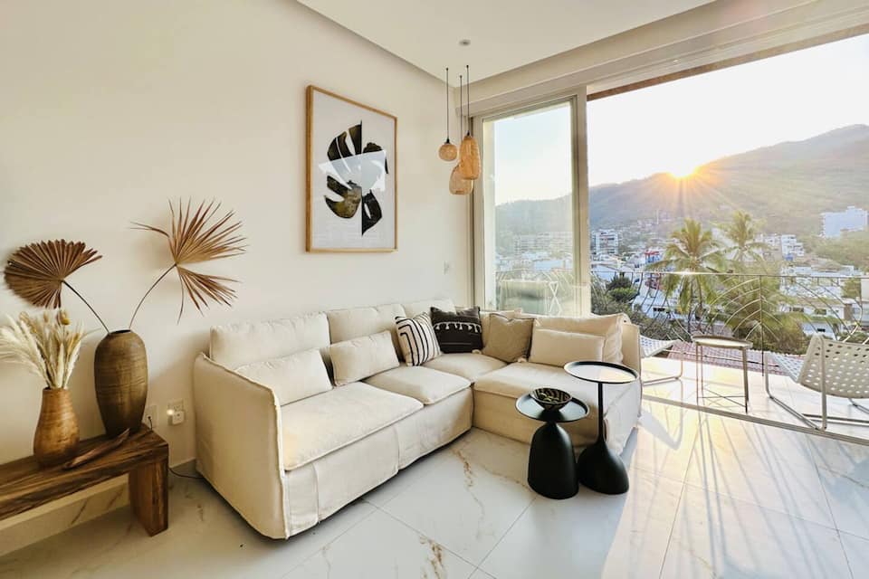 Casa Lumine, a bright condo in the Zona Romántica, Puerto Vallarta, Jalisco, Mexico, photo 3 of 10