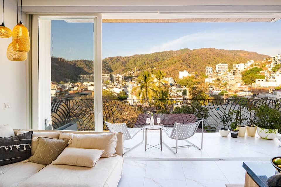 Casa Lumine, a bright condo in the Zona Romántica, Puerto Vallarta, Jalisco, Mexico, photo 1 of 10
