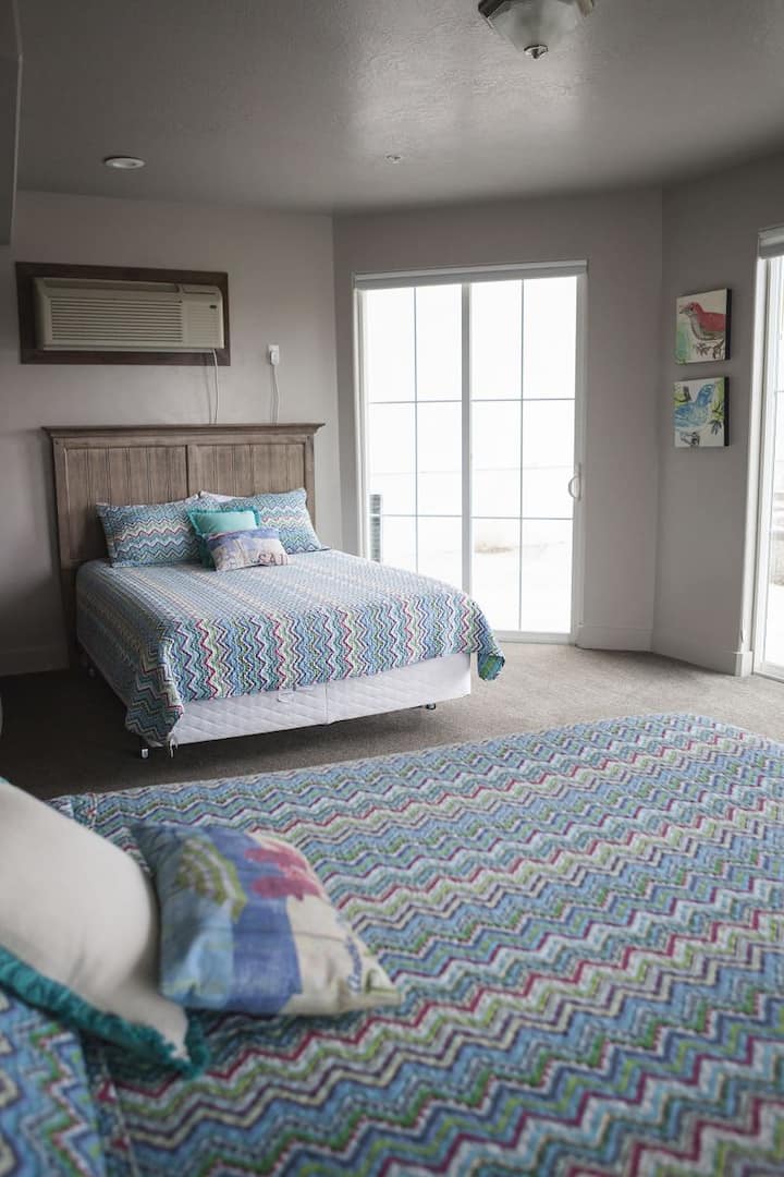 Sunrise Resort Room #105 | 0 Bed, 1 Bath - Bear Lake