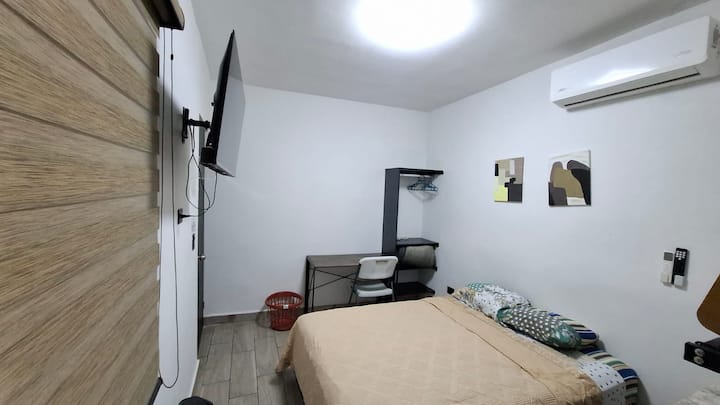 Habitación 4 Min De Paseo La Fe - Monterrey