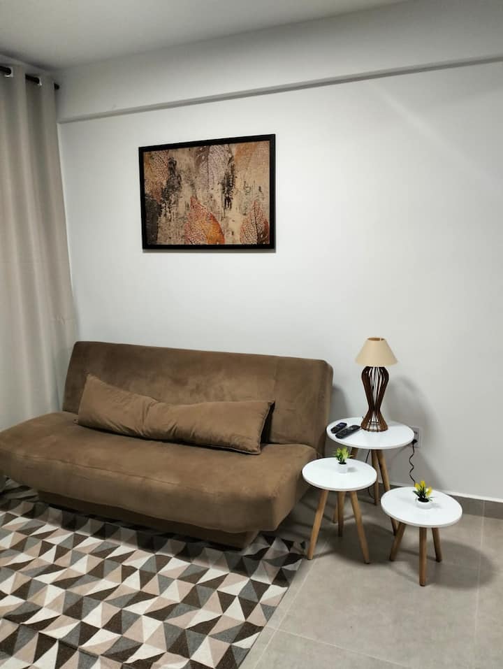 Apartamento No Centro, Com Garagem E Churrasqueira - Serra Negra