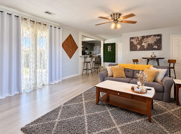The Sunrise House - Roseville, CA