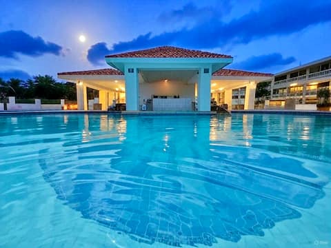 Villa Bella II - Beach Front & Large Pool