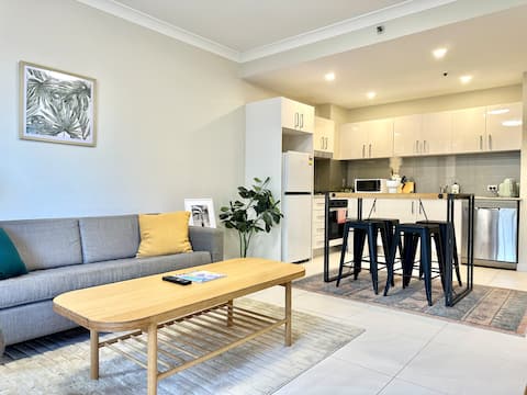 Popular Airbnb listing: Bright 1BR Apt w/ 2 Beds | Walk to UTS & CBD in Ultimo