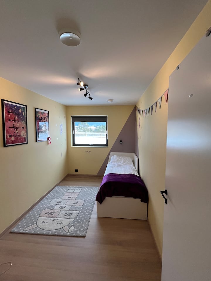 საძინებელი 3