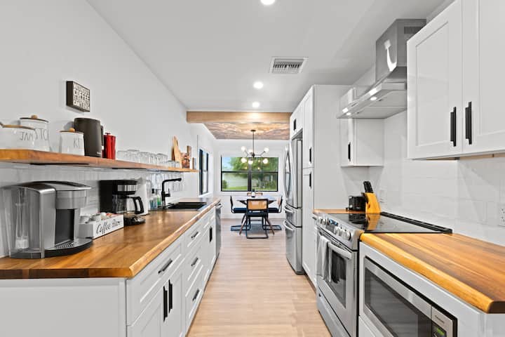 *New* 1 Mi To Atlantic Ave 2 Mi To Beach | Games - Delray Beach, FL