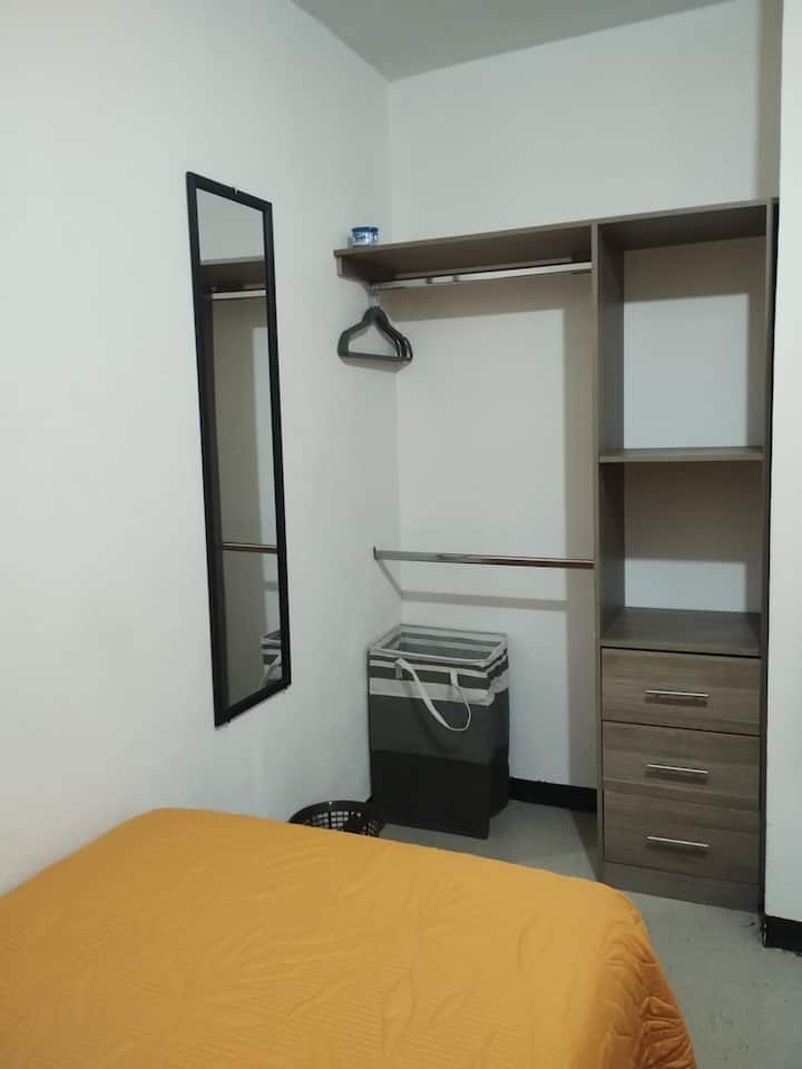 საძინებელი 1