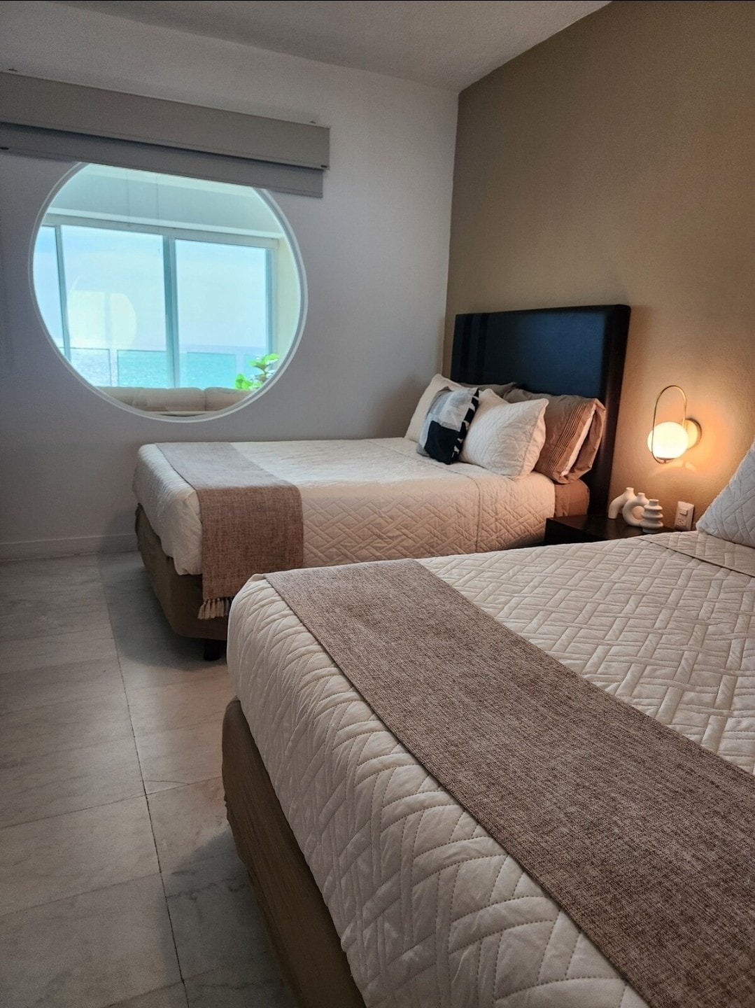 غرفة النوم 2