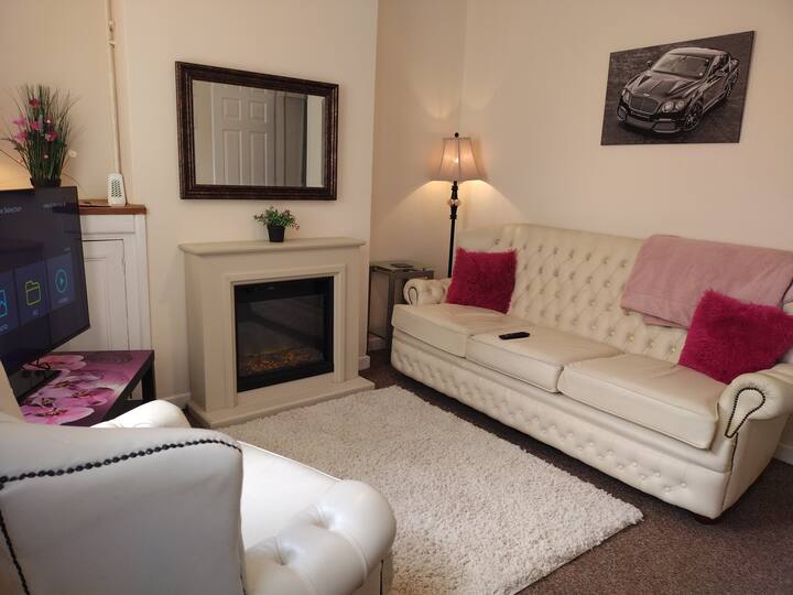 Bentley View,2 Bed House Crewe - Nantwich