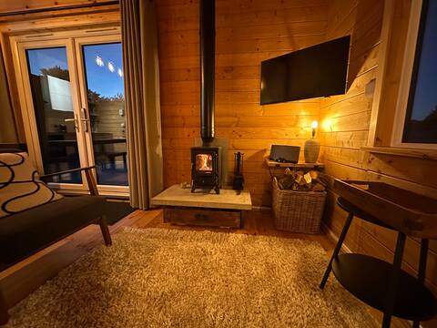 Popular Airbnb listing: The Cabin Log fire cosy home. Sleeps 4 in Folkestone And Hythe