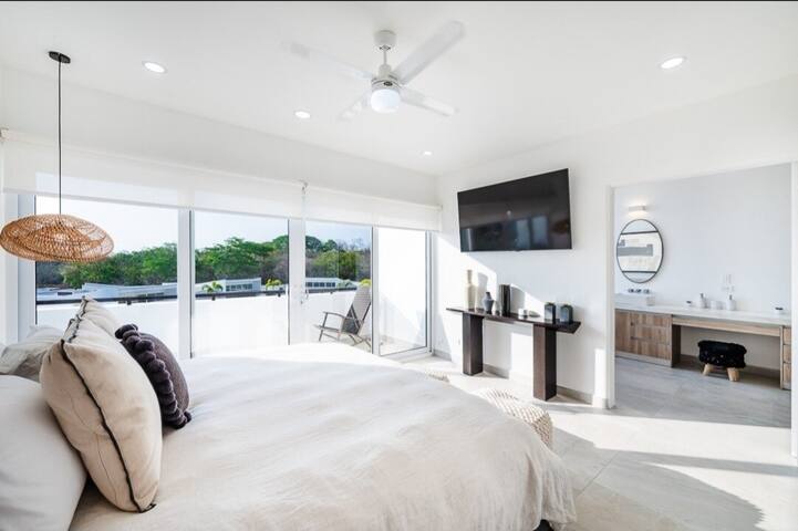 Casa Bliss, Luxury Villa - Ocean view, Pool