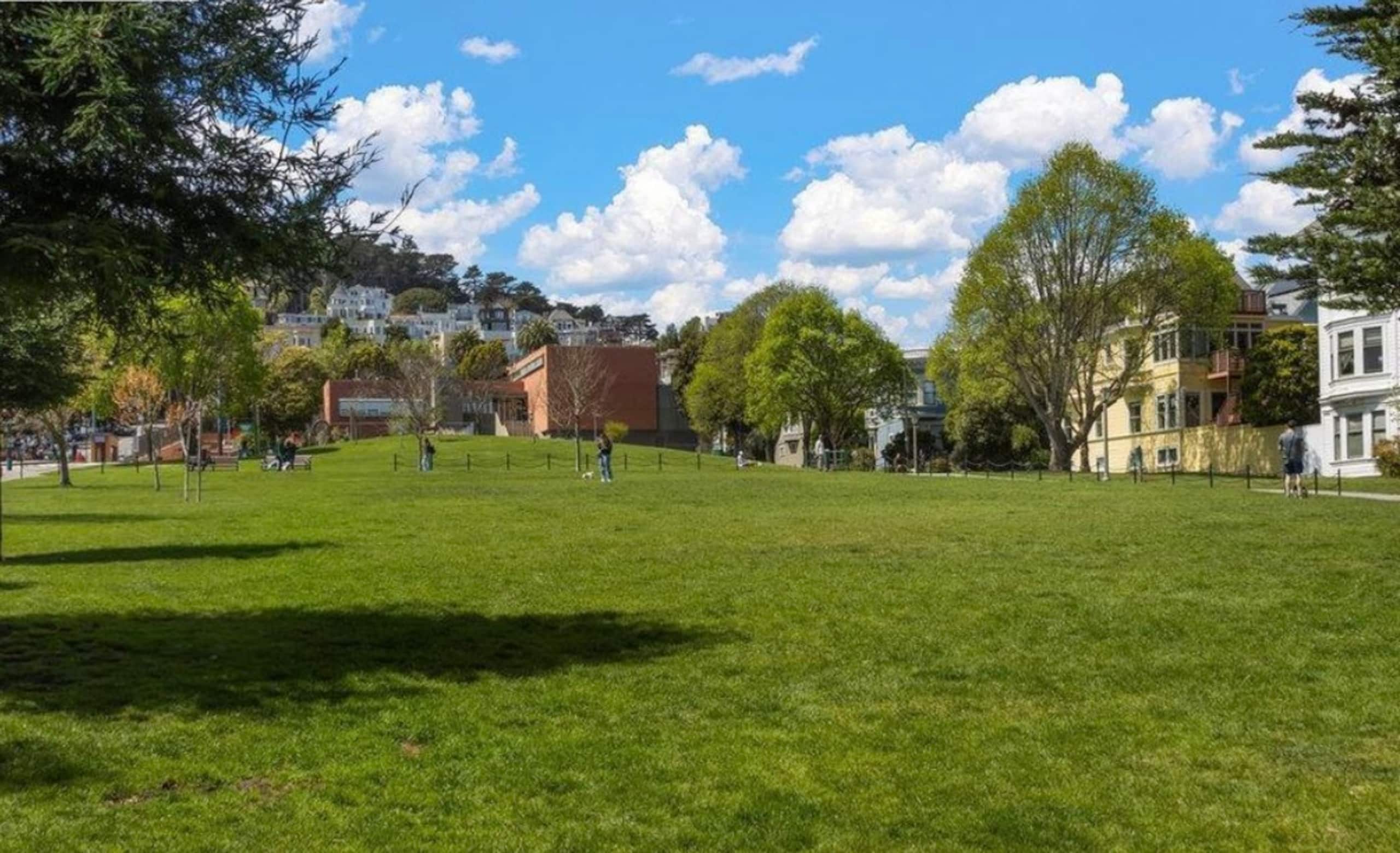 Home in San Francisco · ★5.0 · 3 bedrooms · 3 beds · 2 baths - Image 40