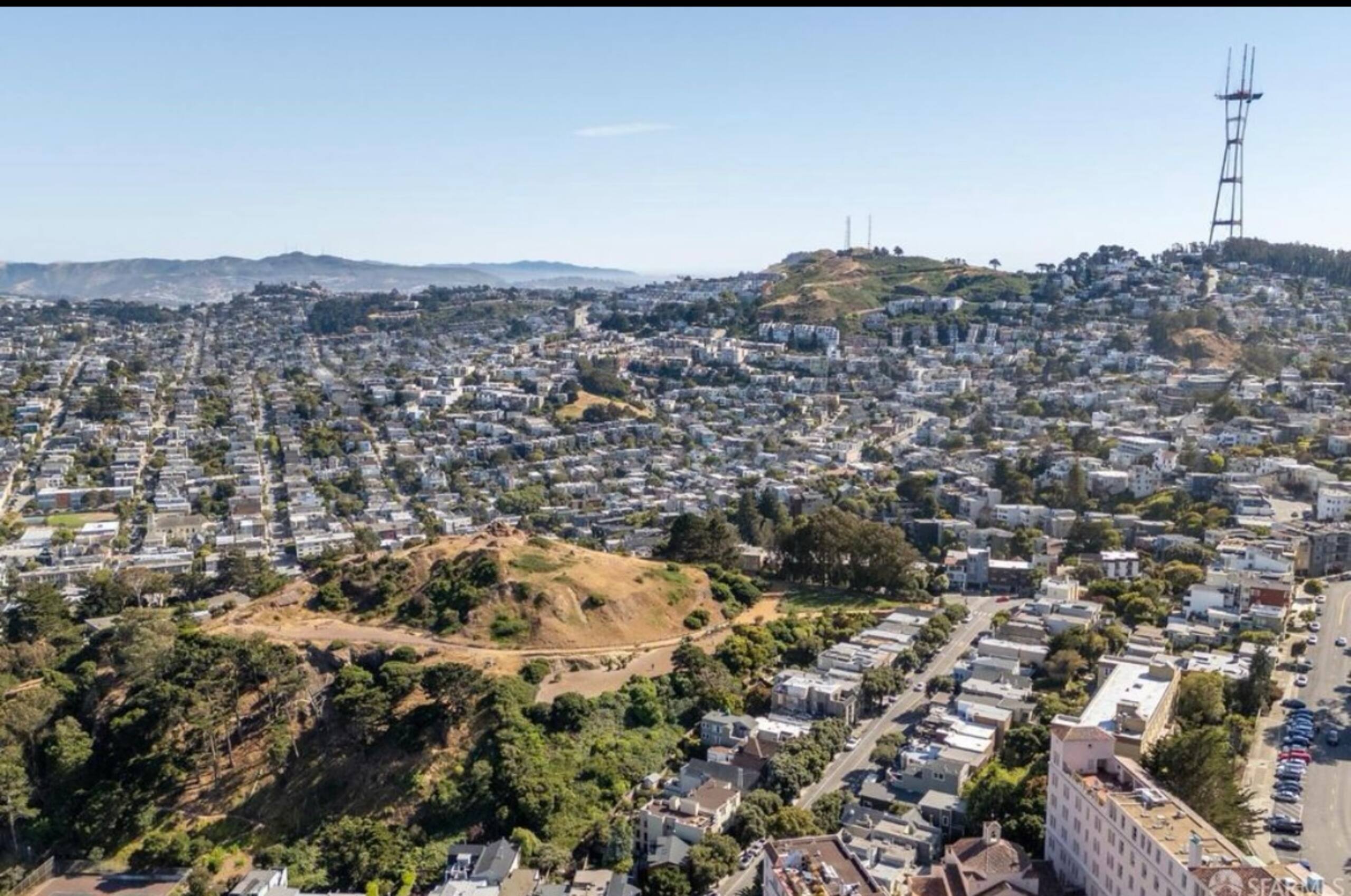 Home in San Francisco · ★5.0 · 3 bedrooms · 3 beds · 2 baths - Image 43