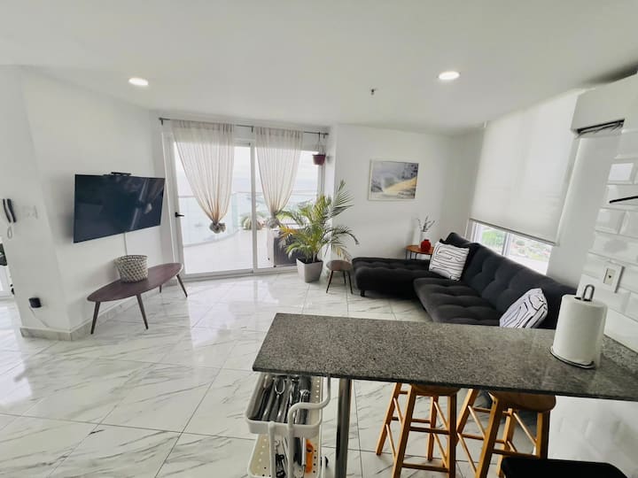 Balboa Avenue Sky Suites - Panama