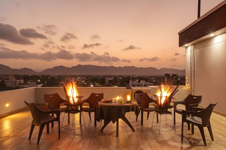5bhk Villa W/ Pool, Bkfst, Pool Table, Valley View - Udaipur