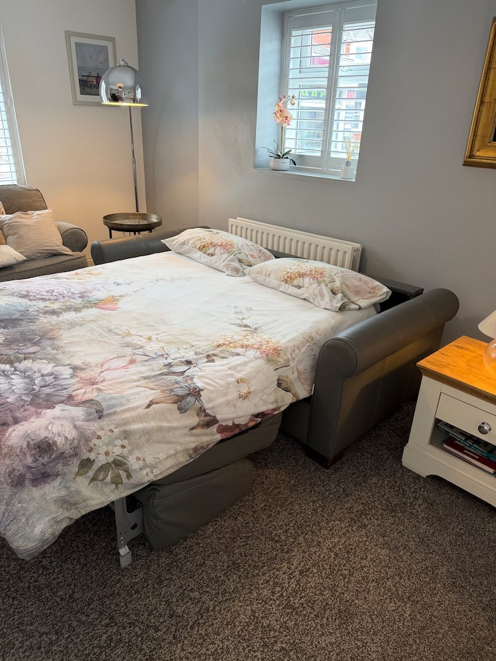 Divano letto king-size aggiunto nell'ottobre 2023