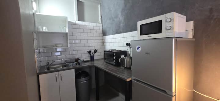 Livingwaters Self-catering Room 8 - Ermelo