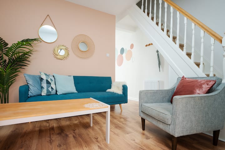 Sweet Liverpool Summer 4-bed Home - Liverpool