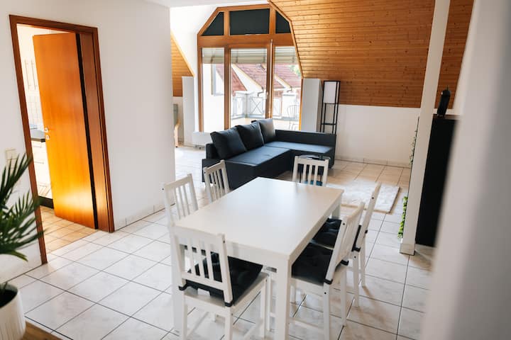 Gallery Apartment - Balcony - Parking Space - Filderstadt