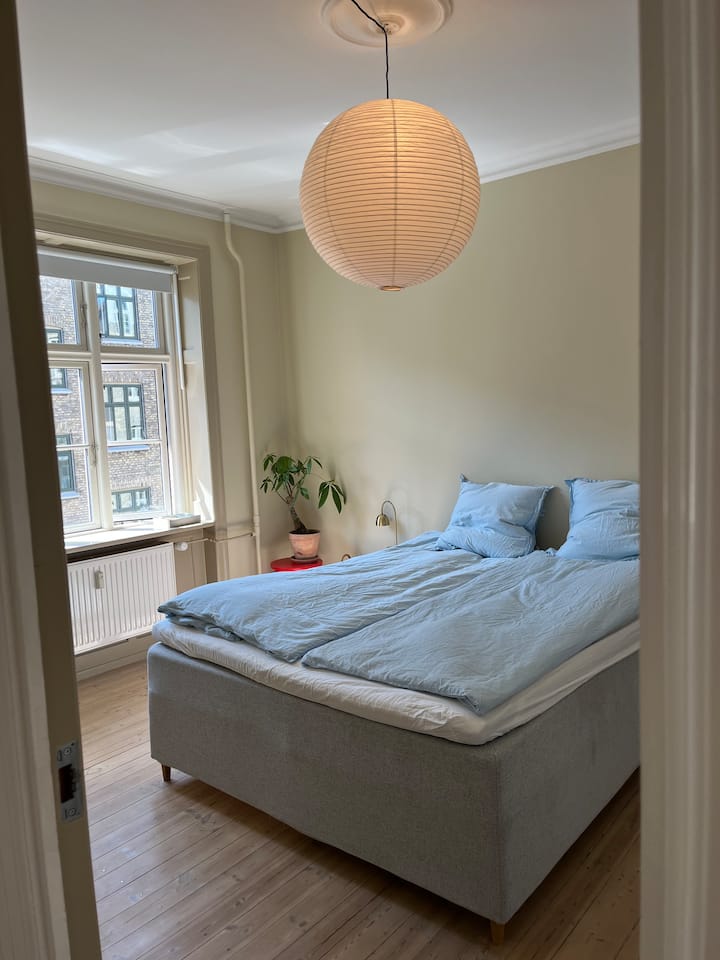 غرفة النوم 2