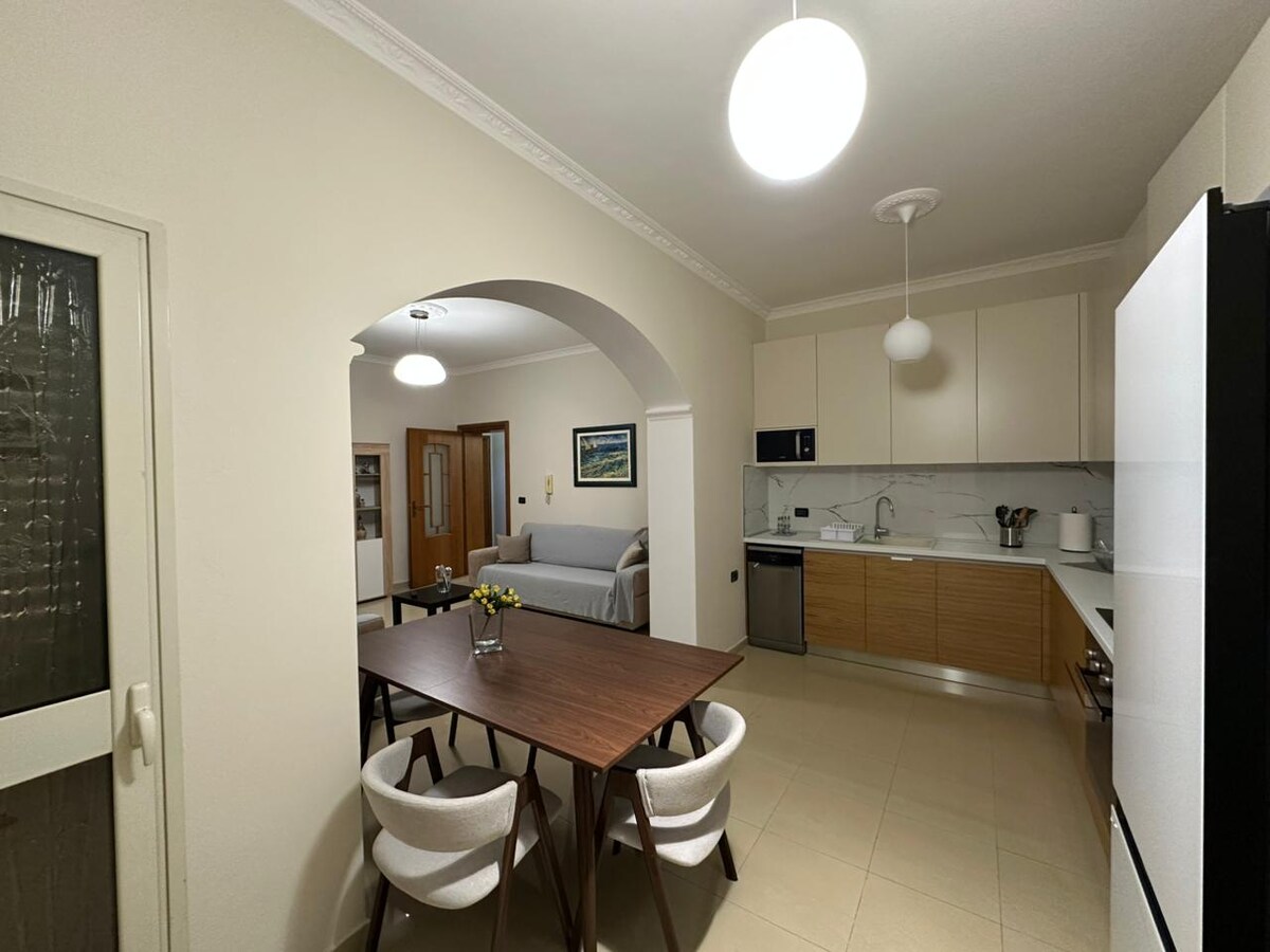 Listing 1442729903982802656